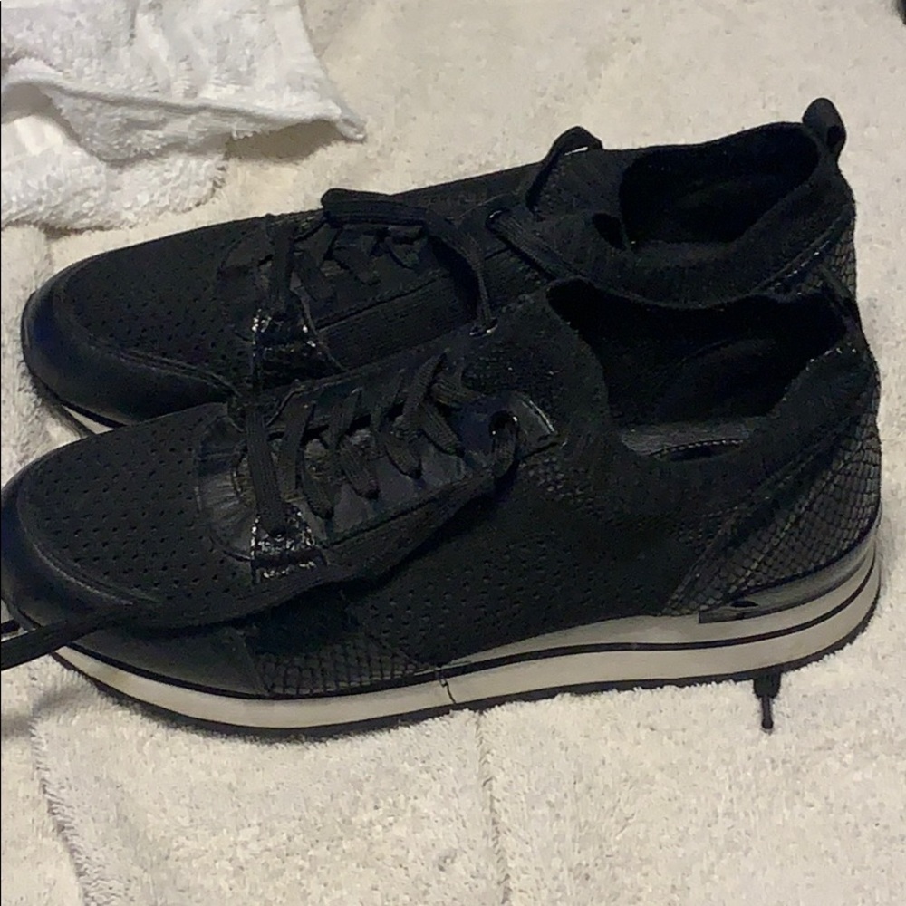 Michael Kors Lace up Sneakers